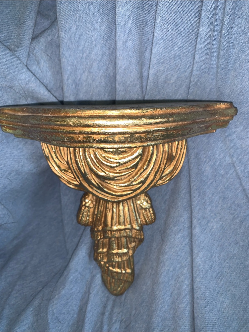 Antique-Style Gold Wall Shelf Corbel Accent